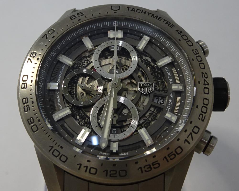 タグ・ホイヤー カレラ クロノグラフ HEUER01 